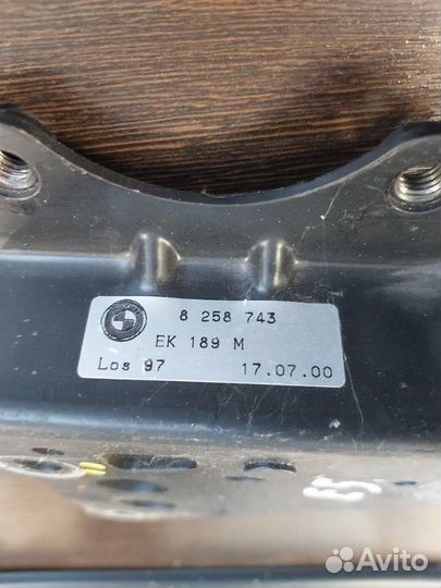 Кронштейн задний левый Bmw X5 E53 3.0D M57 2003