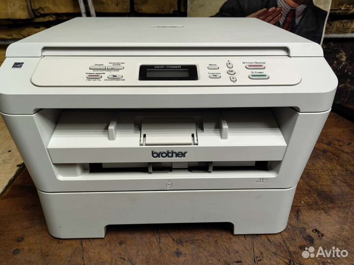 Принтер лазерный мфу brother DCP-7055r