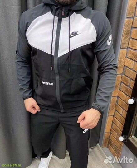 Спортивный костюм