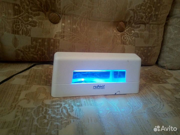 Лампа для ногтей
