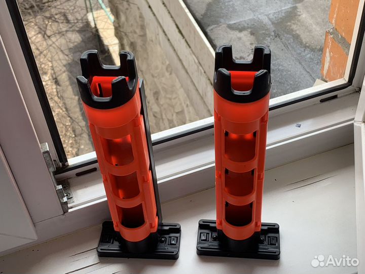 Стойки для ящика Meiho BM-250 L (оранж/ черные )