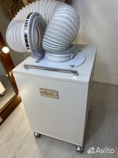 Вытяжка пылесос для маникюра педикюра