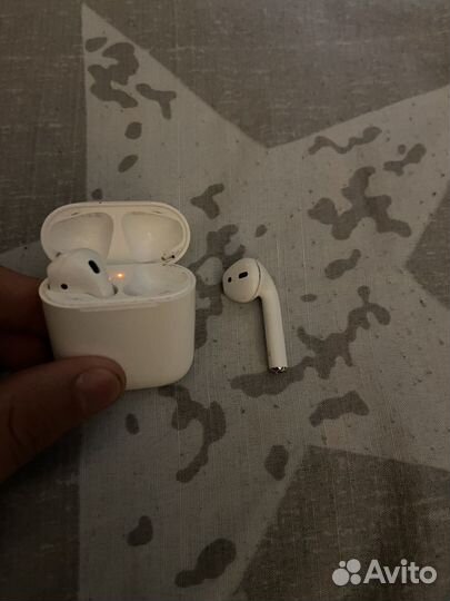 Airpods 1