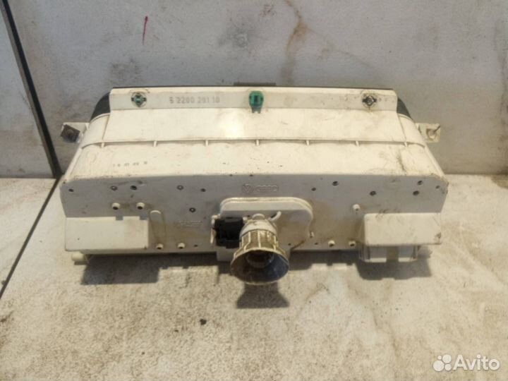Панель приборов (щиток) Volkswagen Passat B3 1990