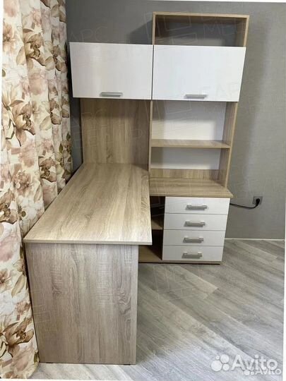 Стол (4 цвета)