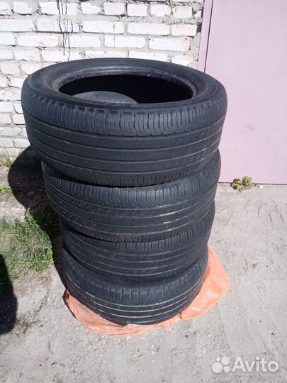 Michelin Latitude Tour HP 235/55 R18