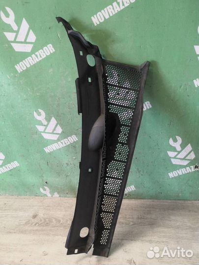 Решетка стеклоочистителя Фольксваген Гольф 3 Вен