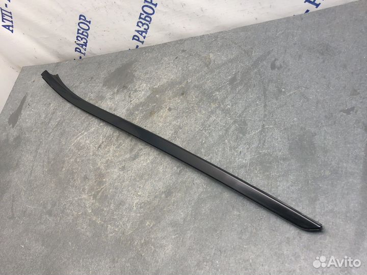 Лев накладка стойки Stinger GT