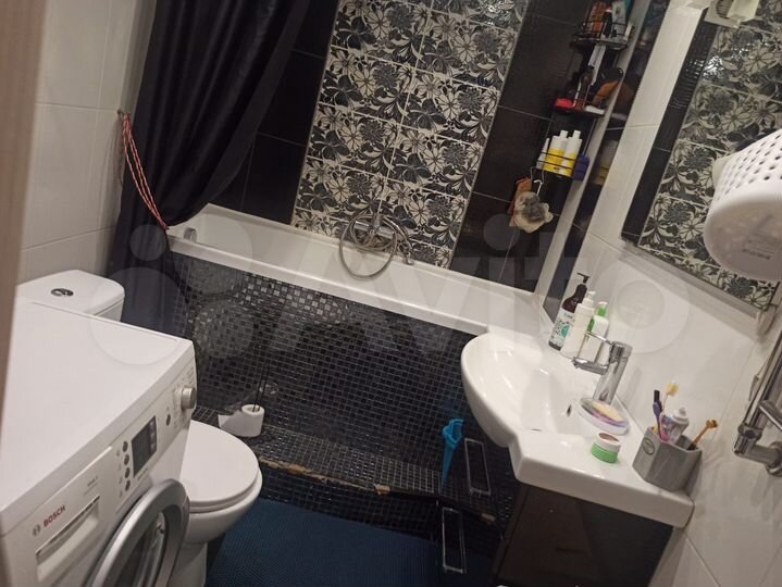 3-к. квартира, 87 м², 4/10 эт.