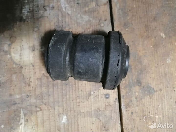 Сайлентблок переднего рычага ford focus 1