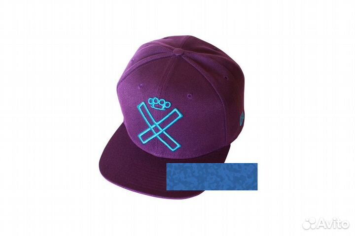 Кепка Снепбэк с прямым козырьком 10 Deep