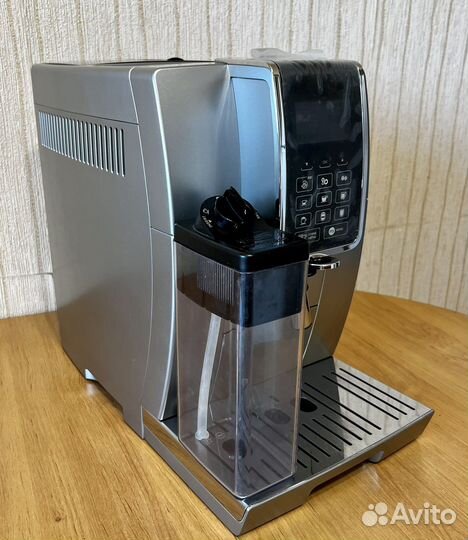Кофемашина DeLonghi ecam 350.75