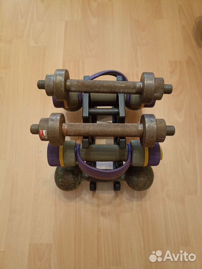 Стойка с гантелями