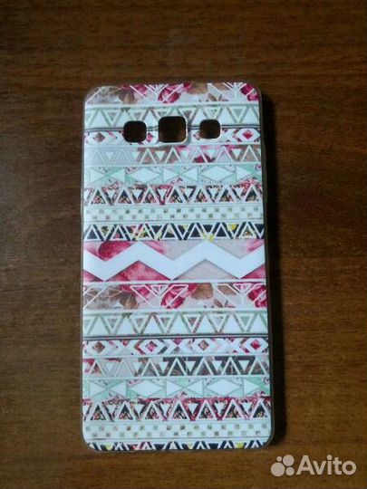 Чехол на телефон