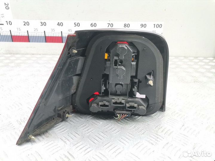 Фонарь задний для Volkswagen Golf 4