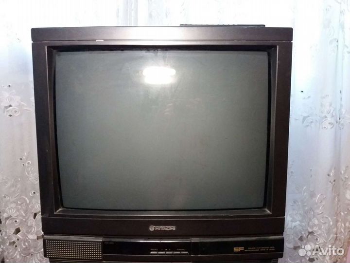 Телевизор Hitachi Япония