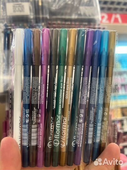 Набор водостойких карандашей для век