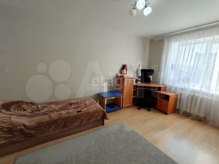 3-к. квартира, 72,1 м², 2/5 эт.