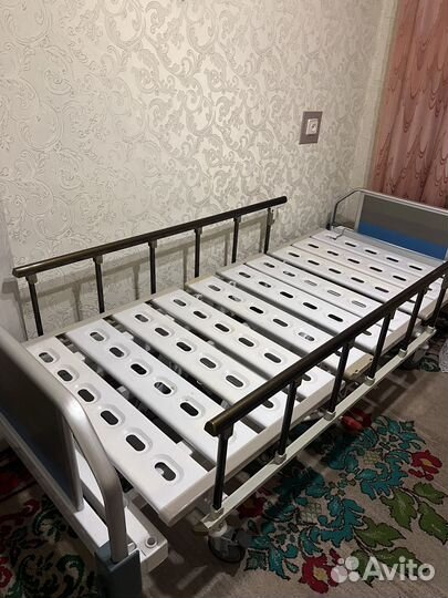 Кровать для лежачих больных бу