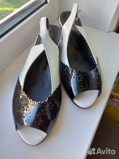 Босоножки Ascalini