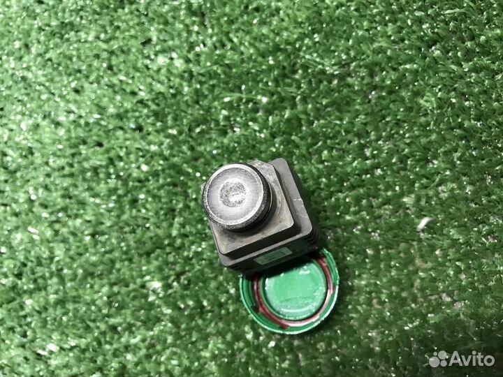 Камера BMW 7-Series