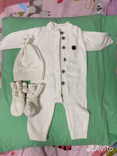 Вязаный комплект на выписку наследник Выжанова