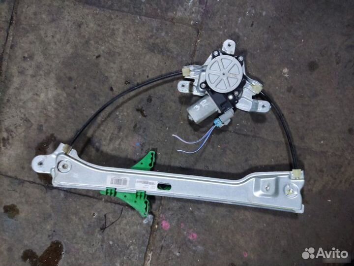 Стеклоподъемник задний правый Geely Emgrand Ec7