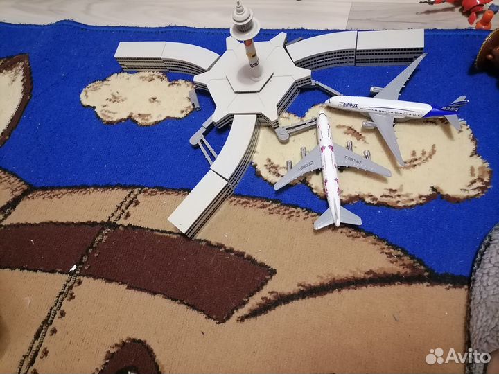 Детские игрушки