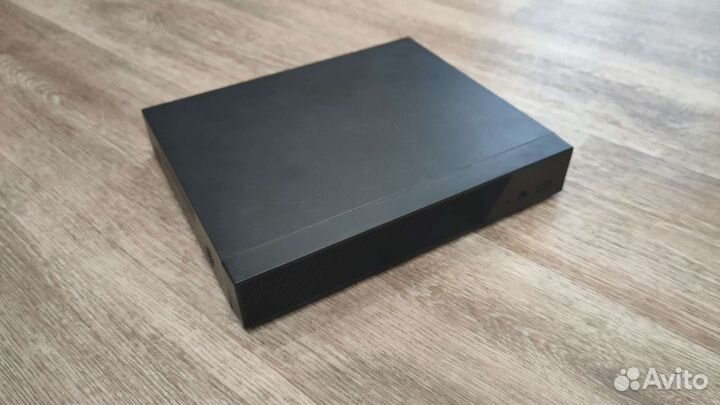 Видеорегистратор EL RA-281