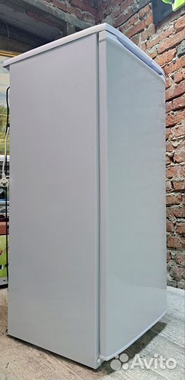 Холодильник Бирюса 120x47x55см