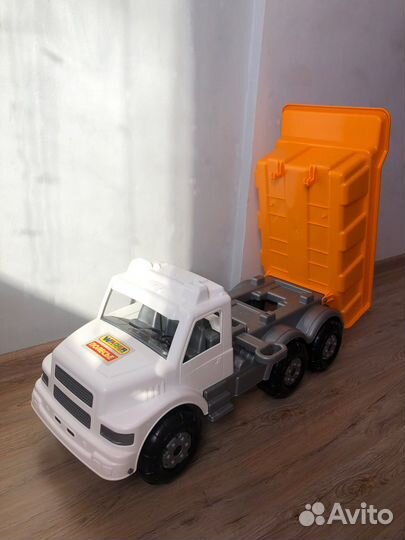 Самосвал большой игрушка