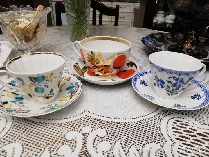 Гжель штофы,креманки,чайные пары лфз