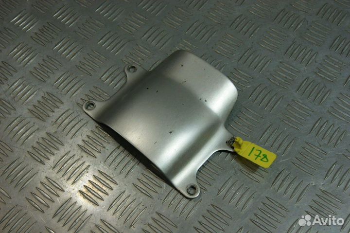 Крепление крыла Kawasaki GPZ400R