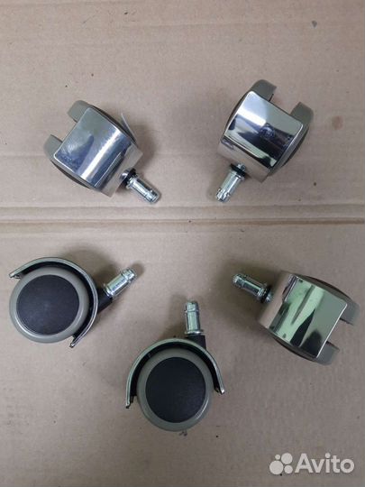 Колёса для кресел, кроватей, тумбочек