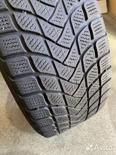 Hankook Optimo K406 215/60 R16 94T