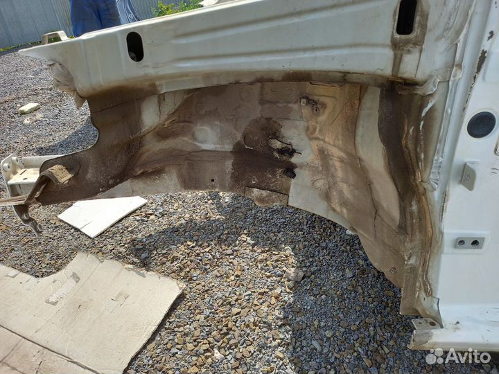 VW Polo (MK5) V Лонжерон передний левый