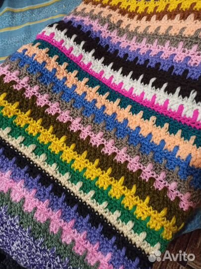 Плед вязаный ручной работы