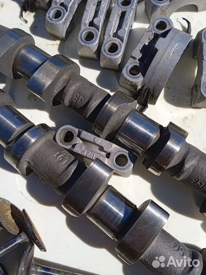 Распредвалы Фокус 1 2,0л
