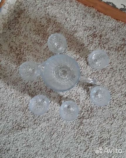 Графин и стаканы