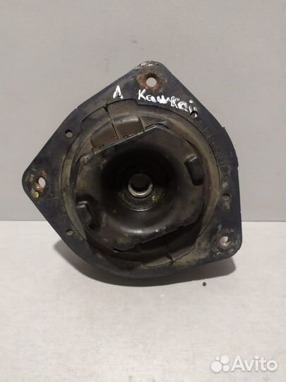 Опора стойки пер лев Nissan Qashqai 2008