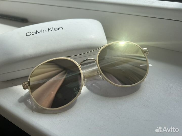 Очки женские Calvin Klein