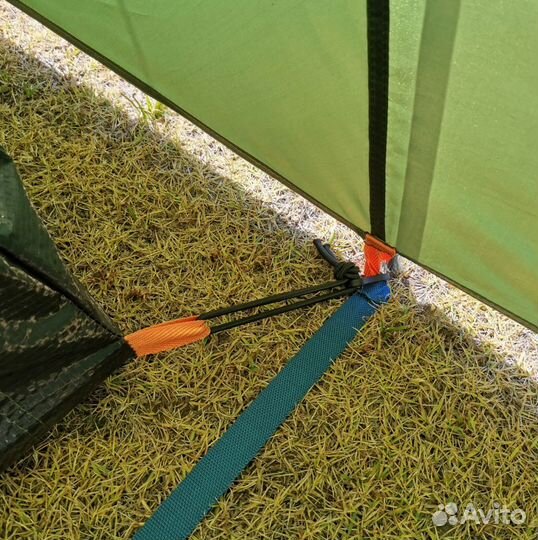 Палатка туристическая 4 местная