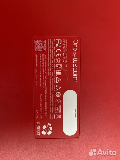 Графический планшет Wacom One by Wacom Medium