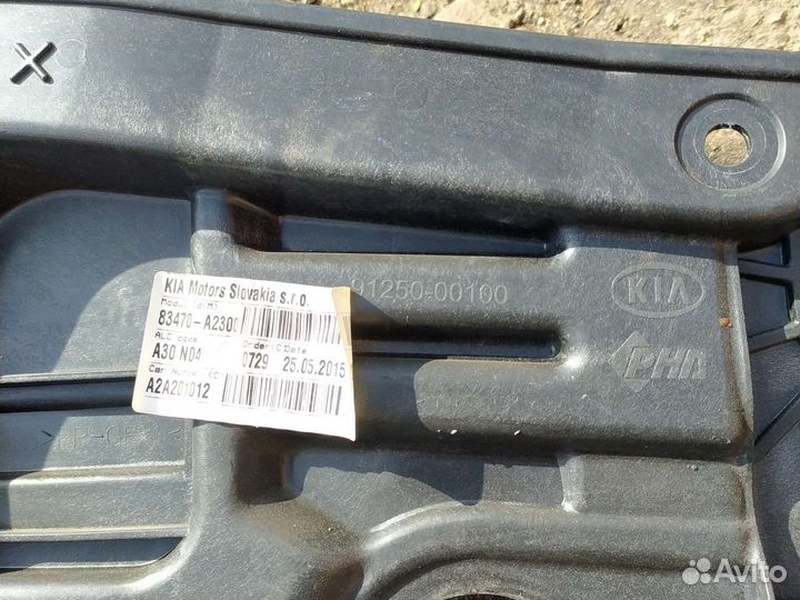 Задний левый стеклоподъёмник kia ceed jd хэтчбек