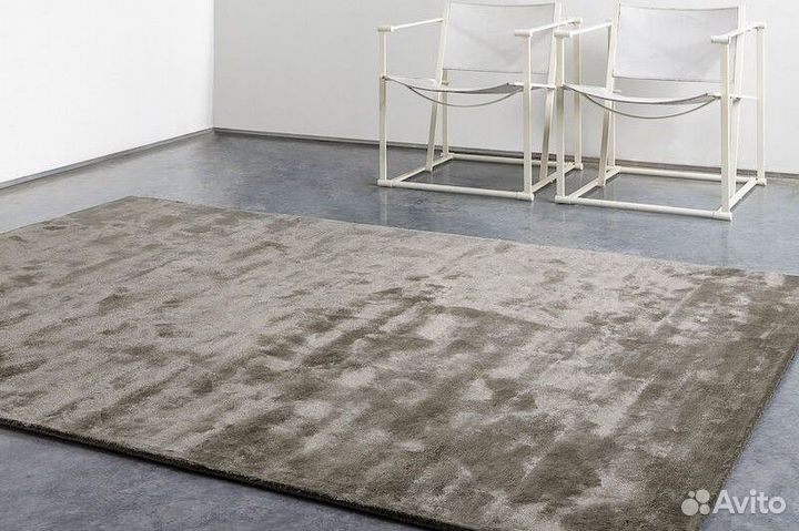 Ручной работы ковёр Бельгия\Индия р-р 200х300