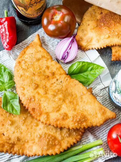 Повар на чебуреки, выпечку
