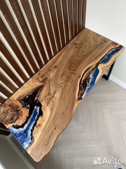 Стол река обеденный