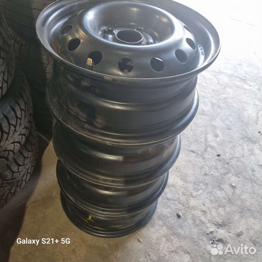 Диски Дэу Нексия (5,5XR14/4X100/ET49/Ц.56,6)
