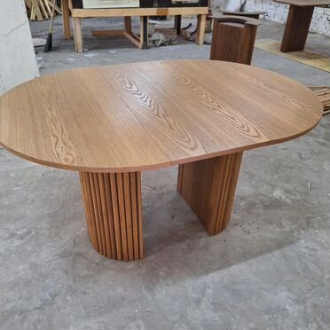 Стол кухонный раскладной с рейками