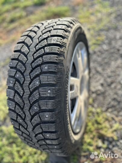 Зимние колеса Bridgestone на Ford 195/60/г15